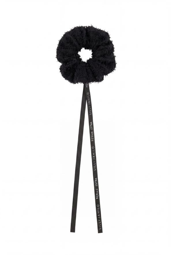 Merike Estna x Lilli Jahilo hair accessory